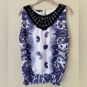 Violet & Claire Purple Paisley Sleeveless Top with Crochet Detail M